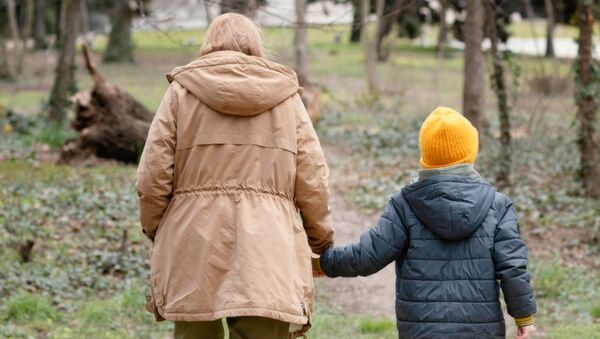 Nem a saját unokáját vitte el az iskolából a nagymama - Közel egy órán át észre sem vette a „cserét”