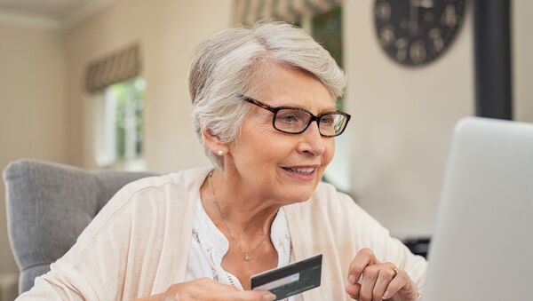 Ingyenes alapszámla nyugdíjasoknak - Mutatjuk a részleteket!