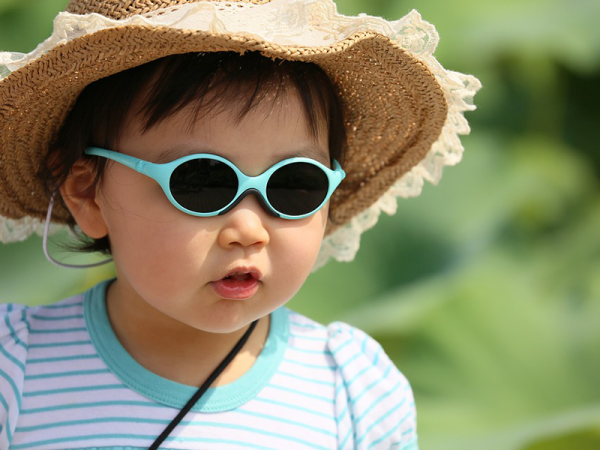 Napszemüveg: jó vagy ártalmas a gyereknek? A szemész válaszol