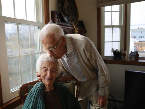 Mi a hosszú, boldog párkapcsolat titka? Egy 83 éve házasságban élő pár így válaszolt a kérdésre