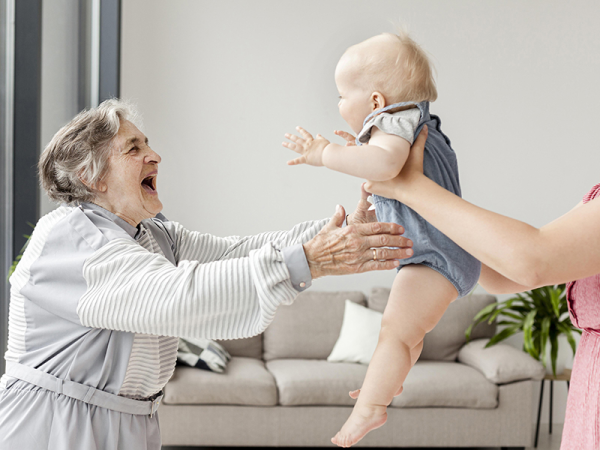 10 fontos tanács modern nagyszülőknek - Így lehet szuper a viszonyod az unokákkal és a szülőkkel