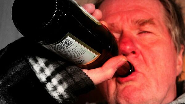 Így hat az alkoholfogyasztás az időskori elbutulásra! - Hogyan előzhető meg a demencia?