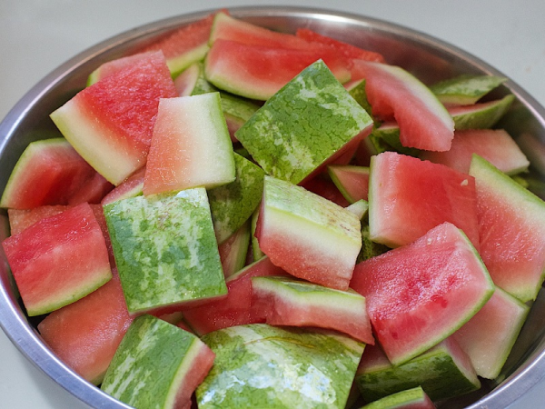 Dinnyehéj-lekvár, kandírozott dinnyehéj és más finomságok a görögdinnye héjából - 5 szuper receptötlet