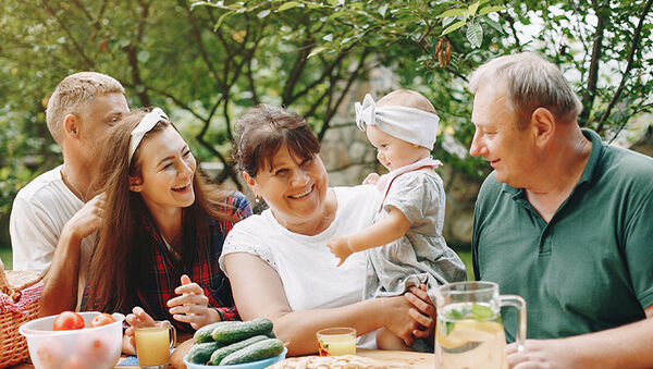 Nyári ételek, italok: Mit adj az unokádnak enni, inni a nyári melegben? Mire figyelj az ételkészítésnél? - Dietetikus tanácsai